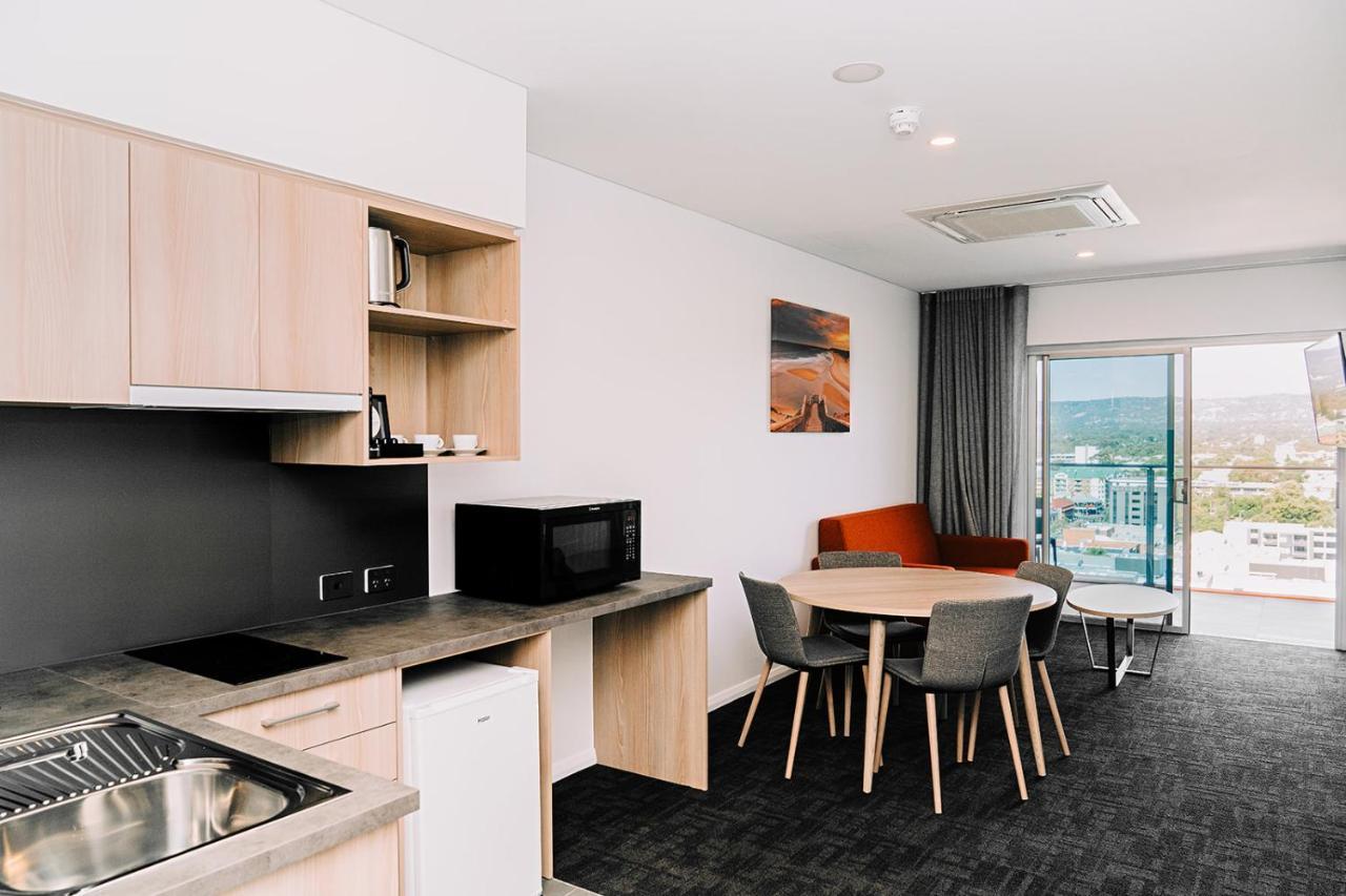 Toms Court Hotel 阿德莱德 外观 照片